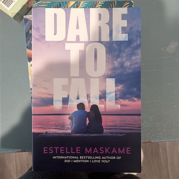 Book Bundle - Picture 4 of 7